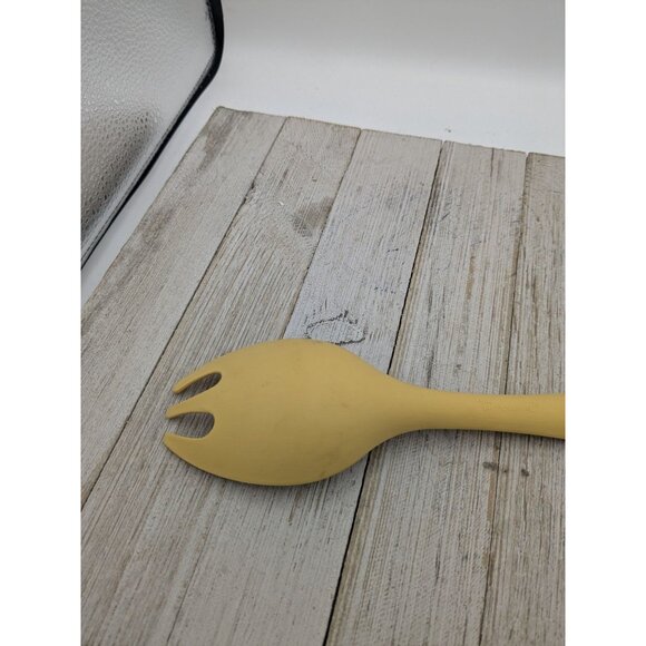 Tupperware Yellow Lot of 2 Salad Spoons Sporks Serving Utensil 12" - Picture 8 of 9